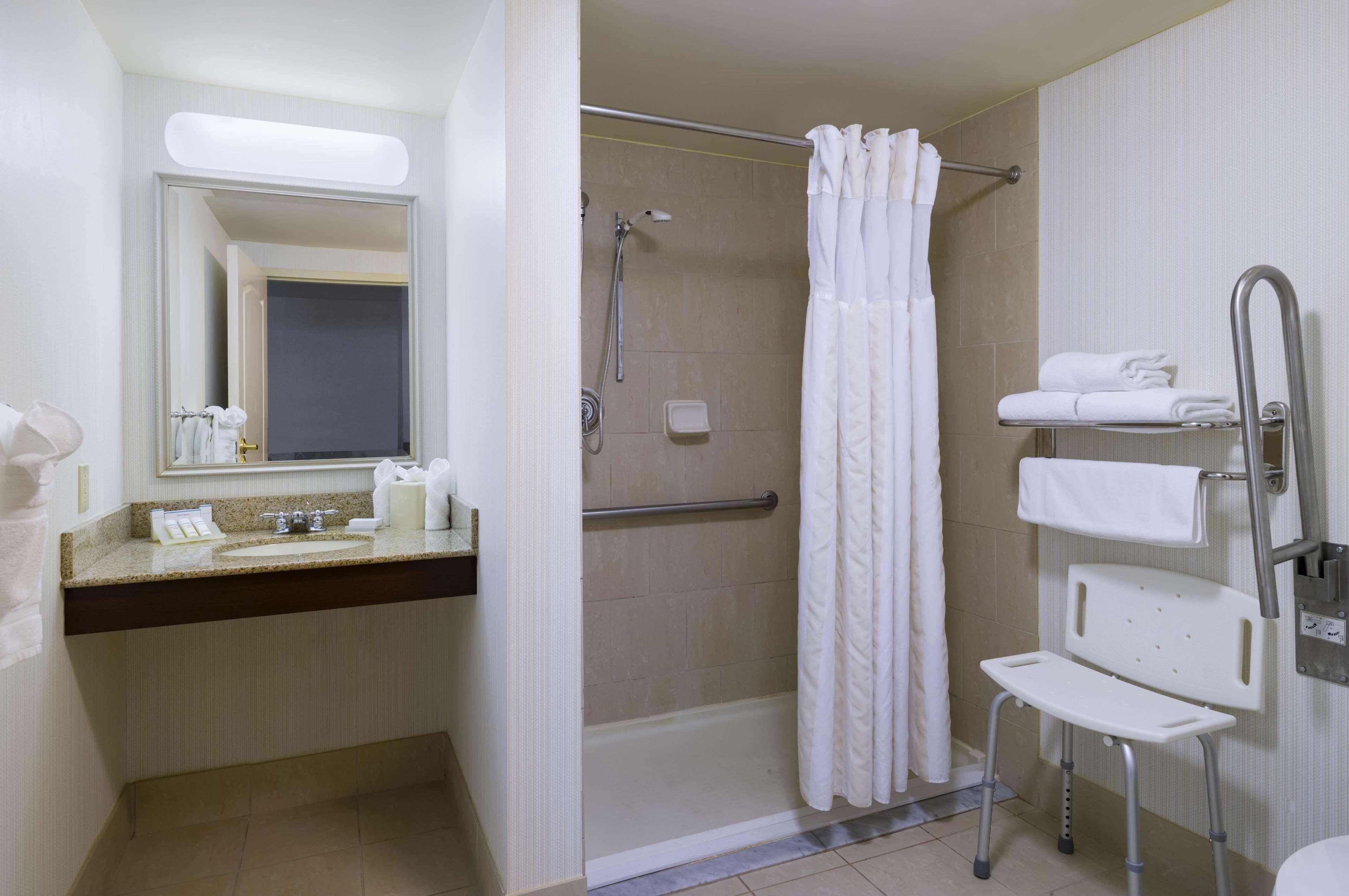 Hilton Garden Inn Hartford South/Glastonbury Exteriör bild