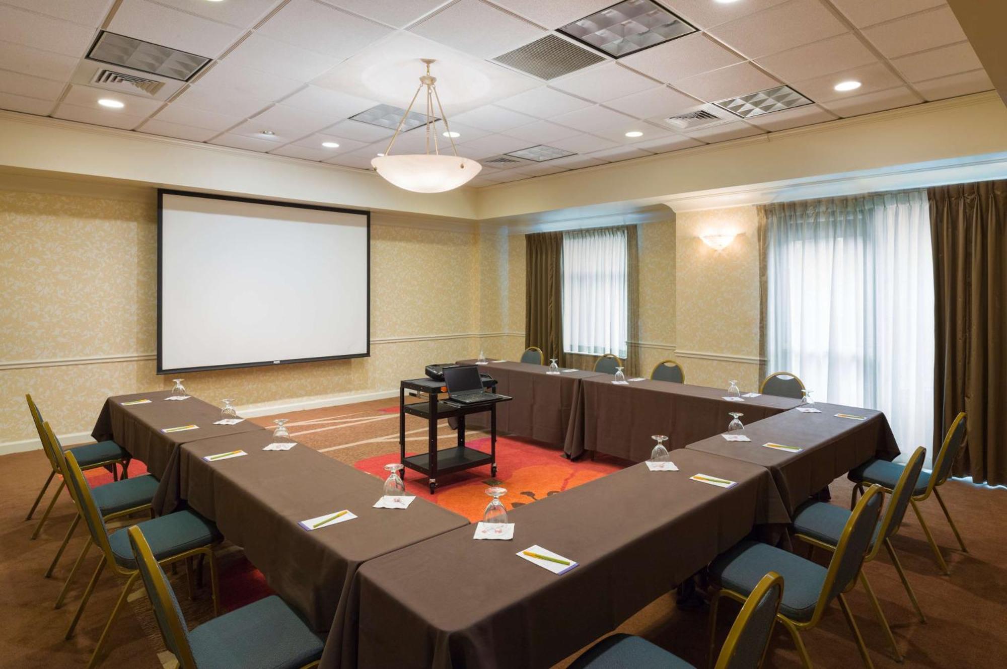 Hilton Garden Inn Hartford South/Glastonbury Exteriör bild
